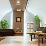 Cult Frankfurt 4*