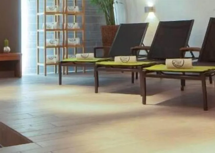 Cult Frankfurt Szálloda 4*