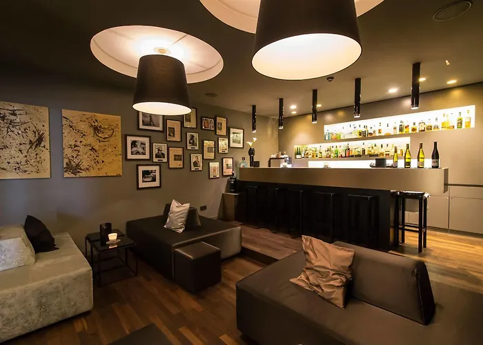 Hotel Cult Frankfurt 4*