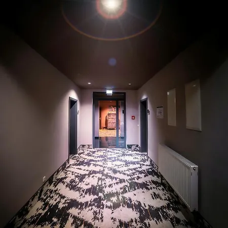 Cult Frankfurt 4*