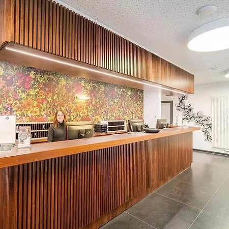 Cult Frankfurt 4*