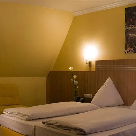 Cult Frankfurt Hotel