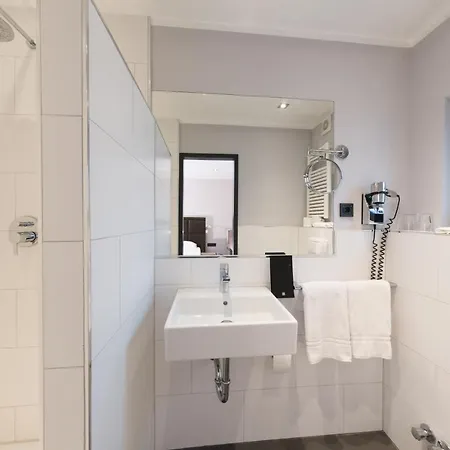 Cult Frankfurt Hotel 4*